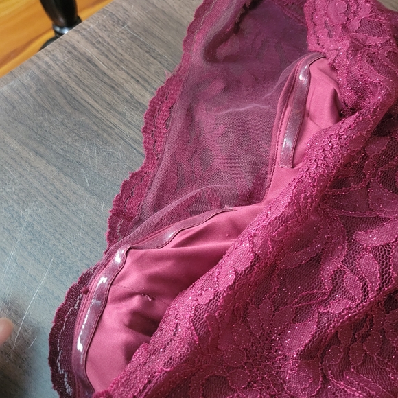 ✨Junior's size 12 one shoulder plum lace gown - Picture 12 of 16